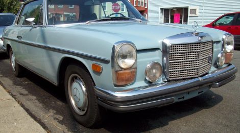 SOLD 1970 Mercedes 250C Blue